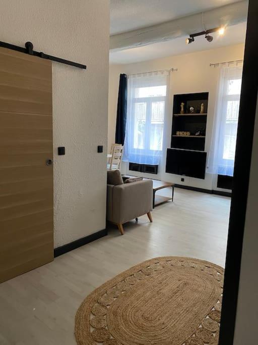 L'Augusteum Apartamento Nîmes Exterior foto